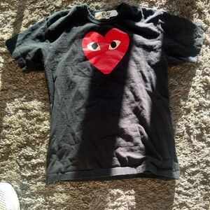 Size L comme de carcon play t shirt